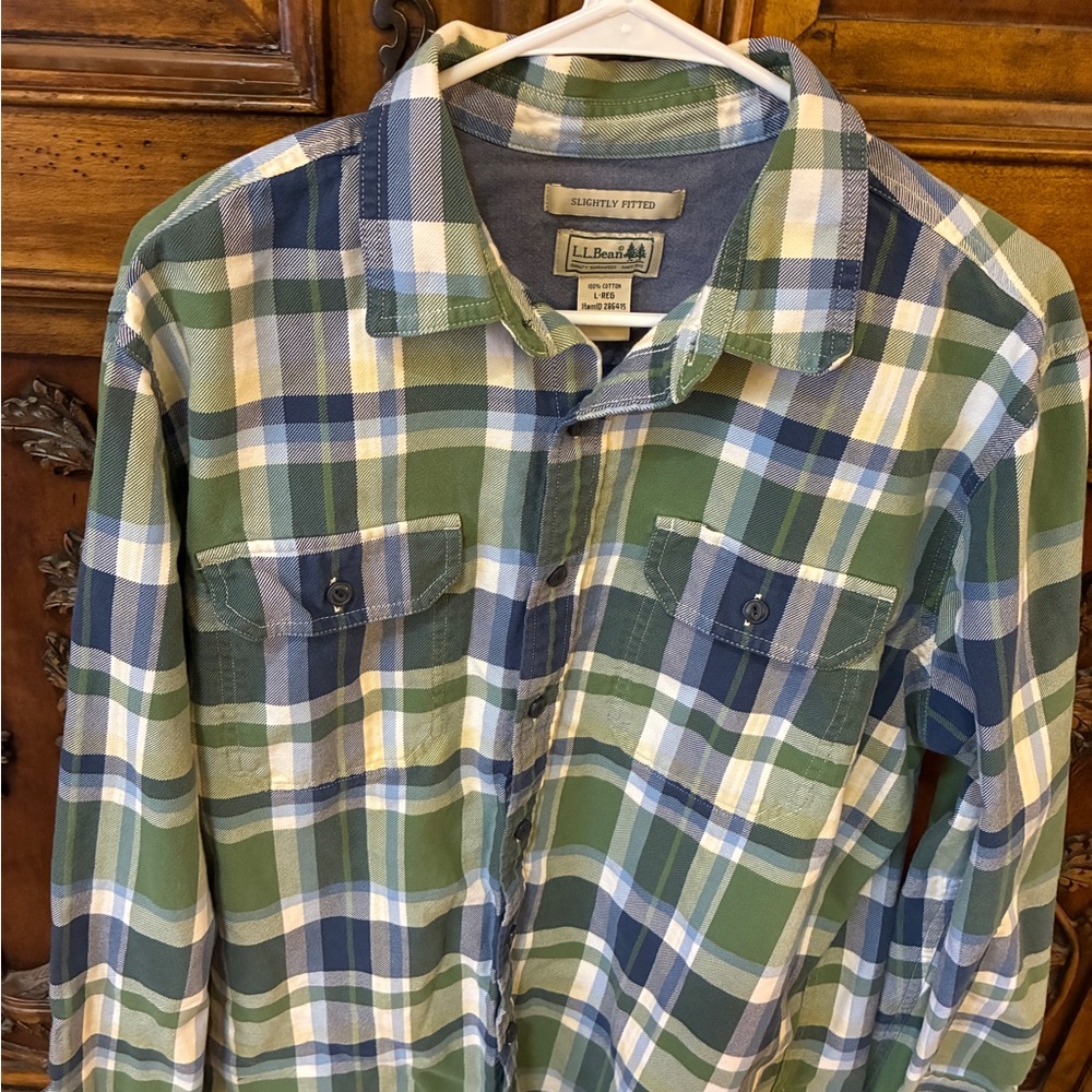 L.L. Bean Men's Blue and Green Checkered Plaid Flannel shirt outdoor